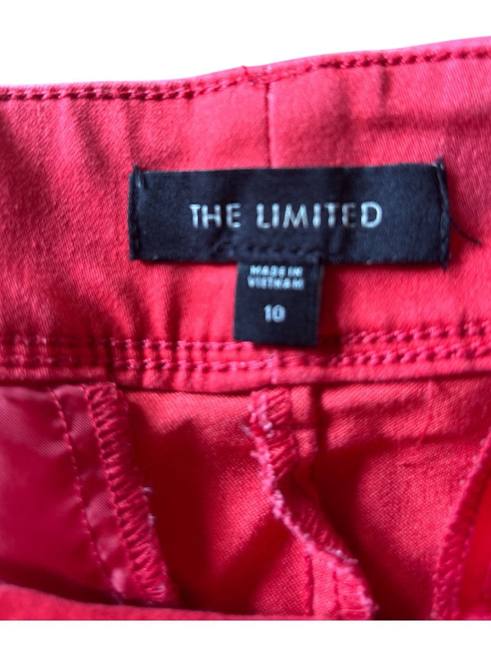 The Limited High-Waist Red Women's Shorts - Picture 4 of 5